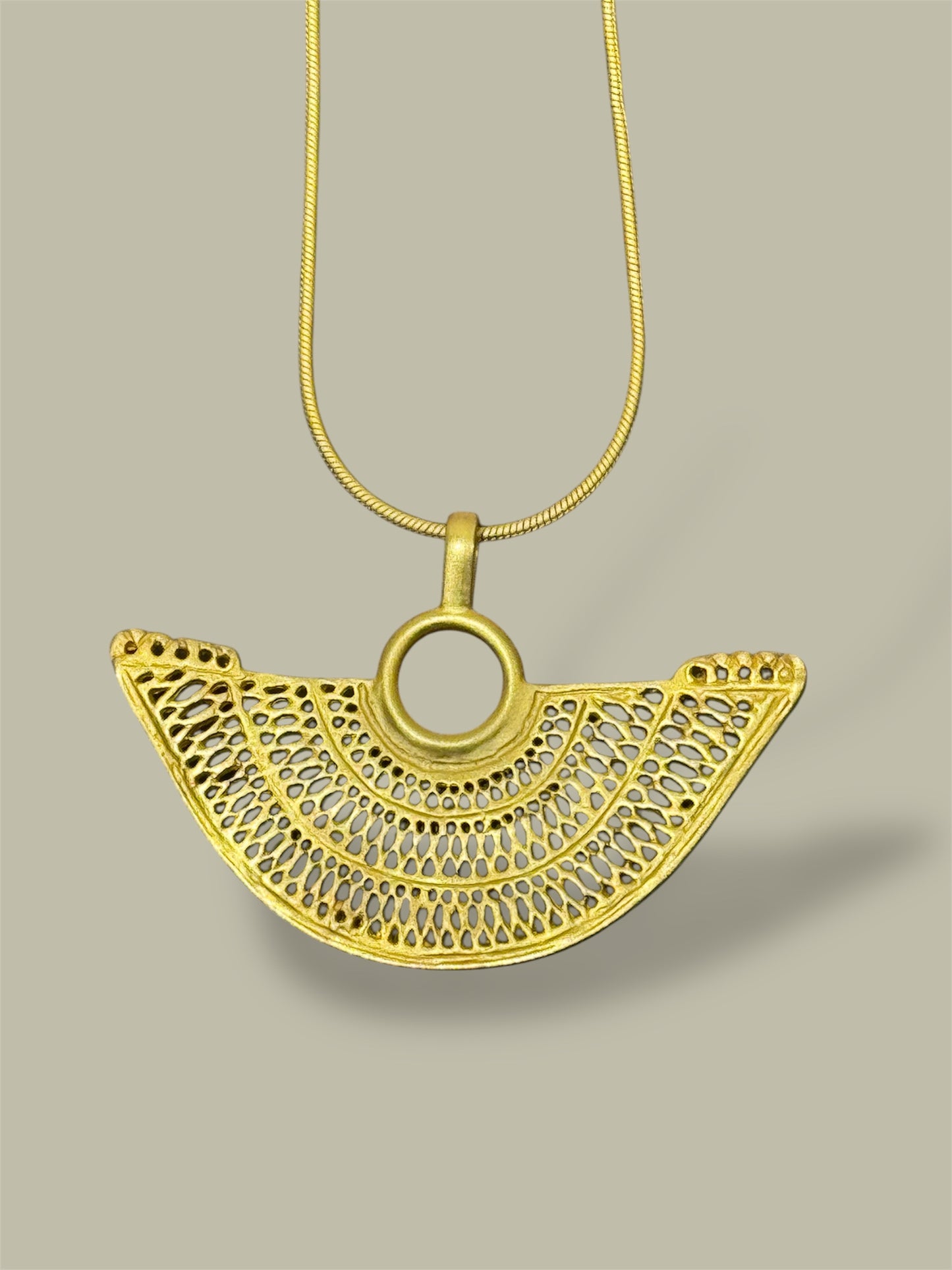 Nefridit Pendant and chain