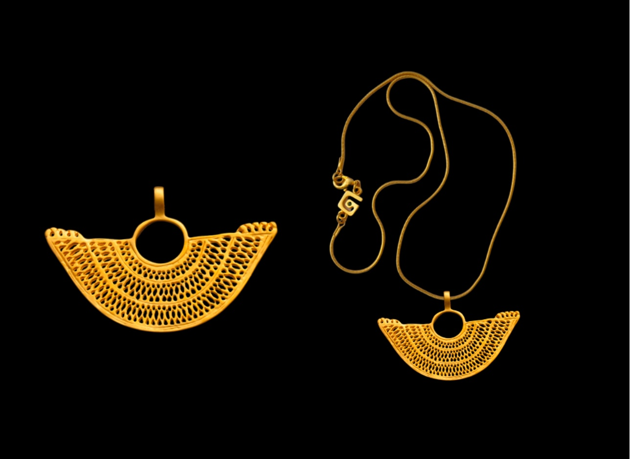 Nefridit Pendant and chain