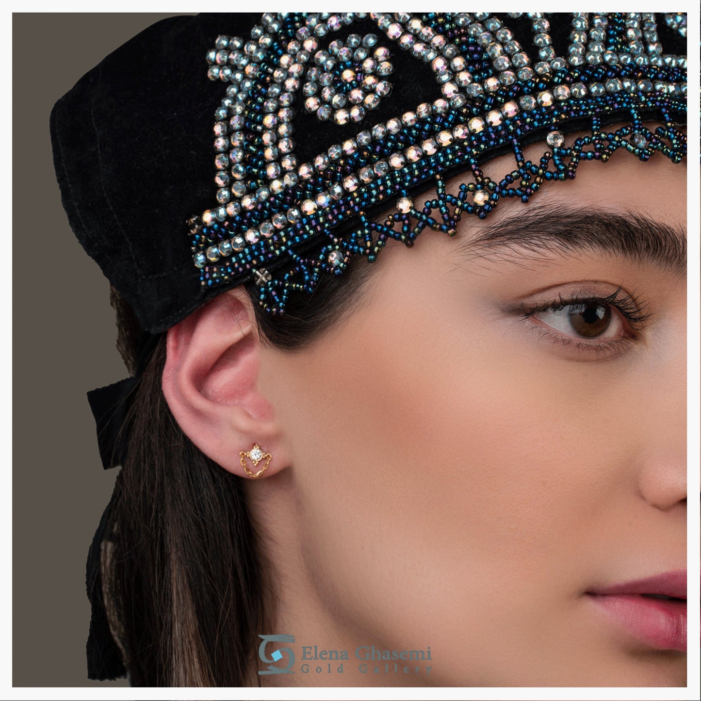 Der Stern im Bogen (18k)