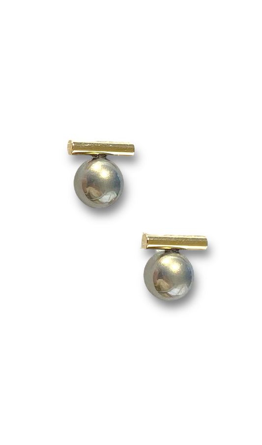 Gray pearl earrings (gold plated)